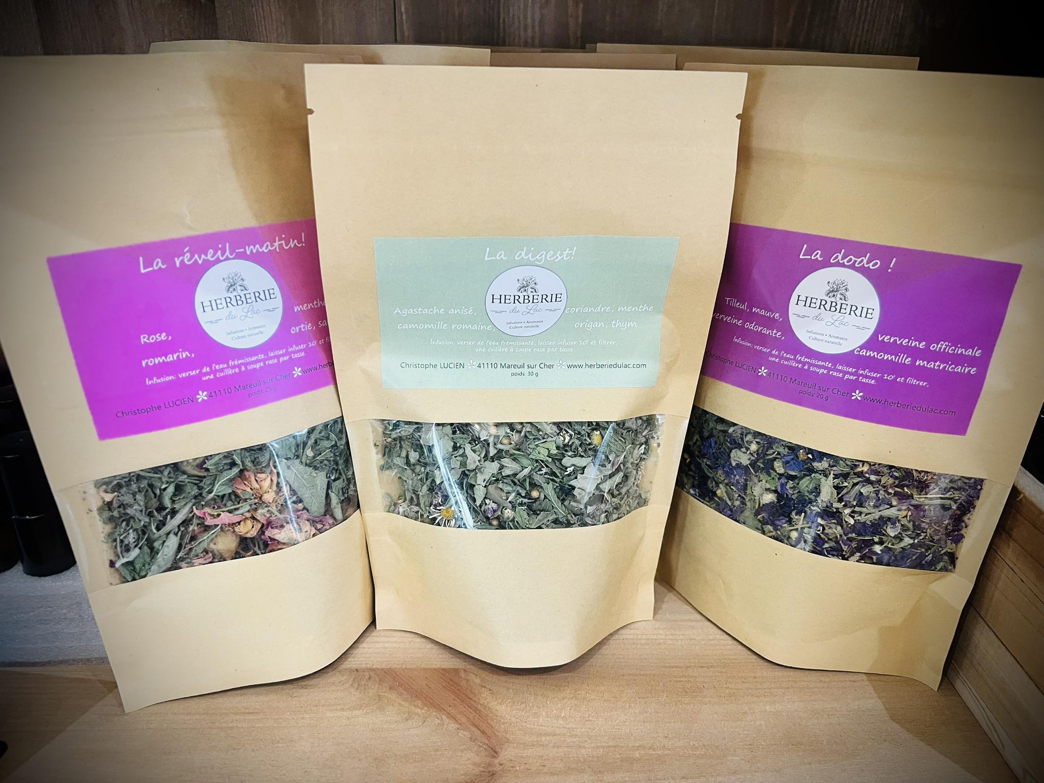 Sachets de tisanes artisanales La Herberie : réveil-matin, digestif, dodo
